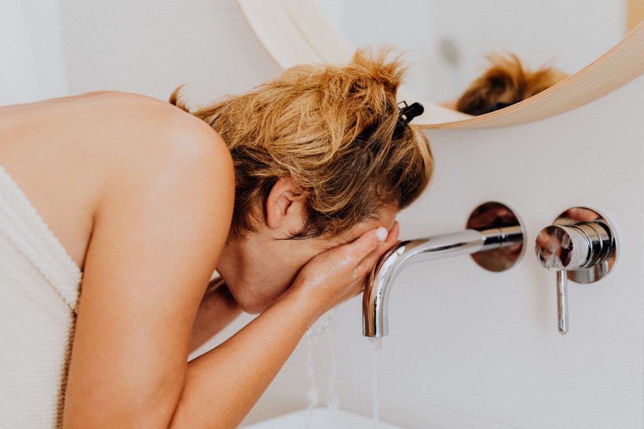 What Is Dinacharya? The Ayurvedic Approach to a Daily Skincare Ritual